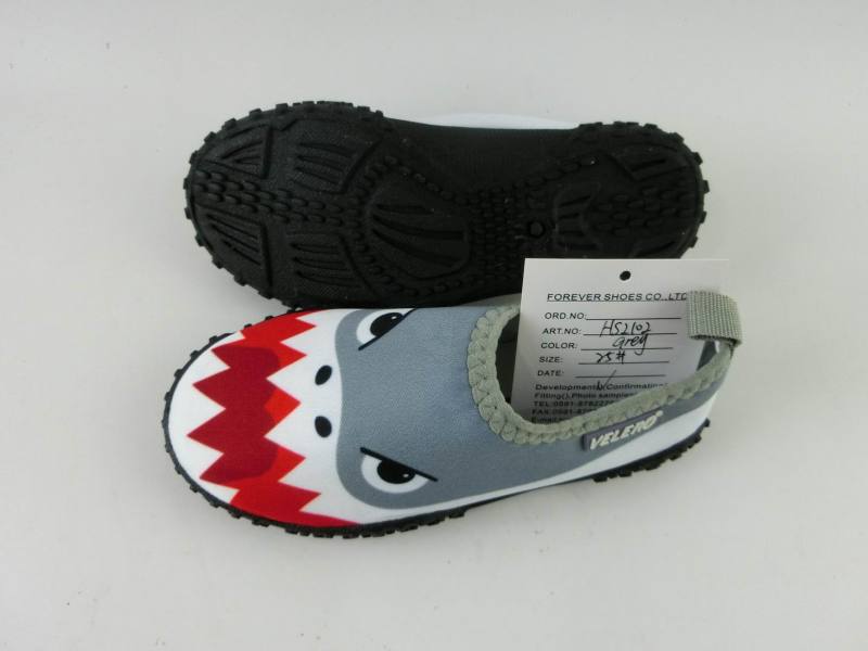 Lovely children aqua shoes