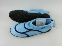 Basic design adult aqua shoes