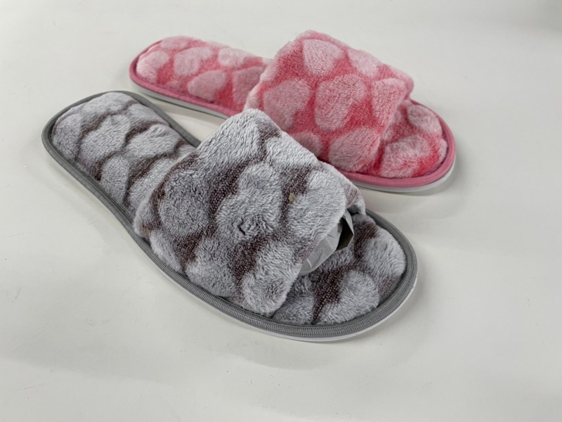 Ladies indoor fur slippers