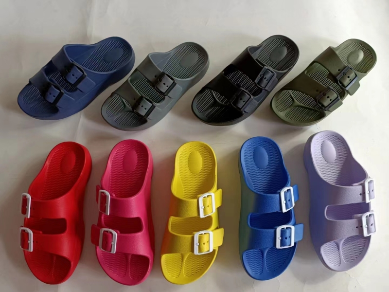 New double strap buckle slippers
