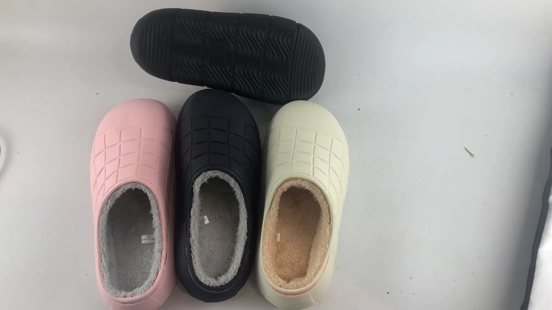 2022 Winter High Quality Casual Plain Warm Cozy Flufy High Heel Clog