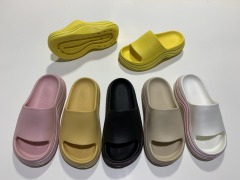 Outdoor Open Toe Style Non-Slip Thick Sole EVA Beach Bath Slippers