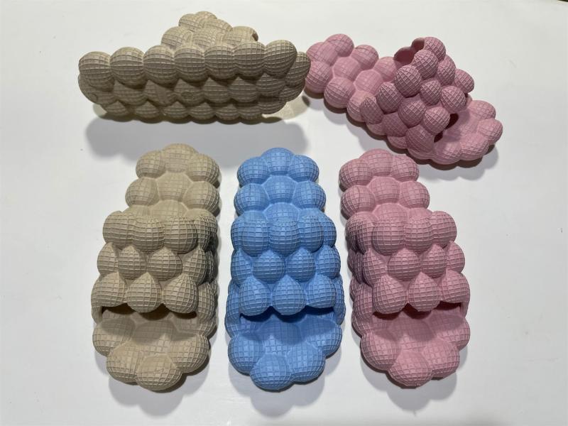 Bubble Fashional Massage Bottom Women Sandals