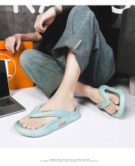 New waterproof clip feet thick soles stepped excrement EVA couples flip-flops fashion indoor outsiders flip-flops