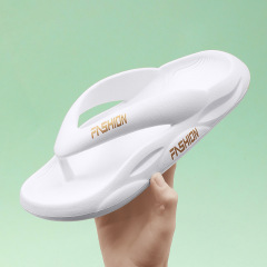 New waterproof clip feet thick soles stepped excrement EVA couples flip-flops fashion indoor outsiders flip-flops