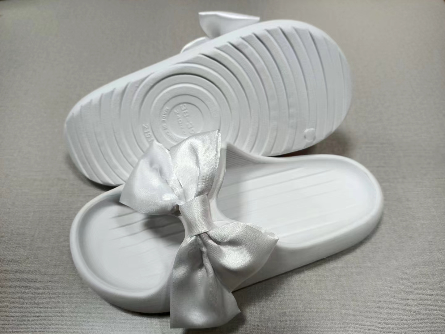 Trendy PVC Bowknot Design Flowers Style Sandals Women Slippers