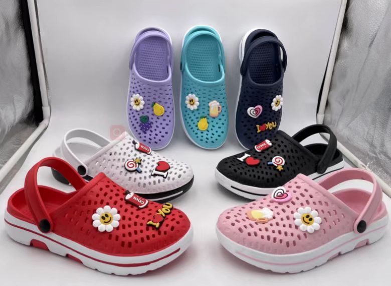 New Fashion Outdoor Summer Beach Hole Clogs