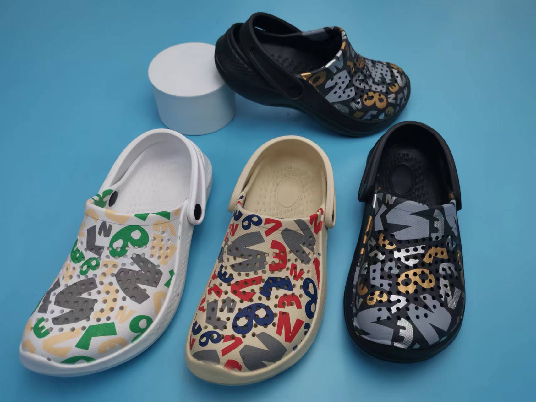 2022 Unisex Fashion Outdoor EVA Clogs