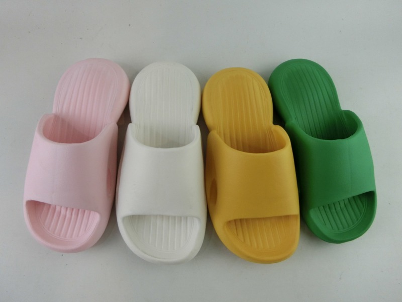New style bathroom slippers
