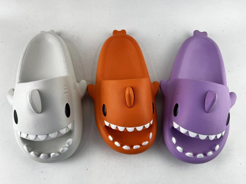 Animal customised eva slippers