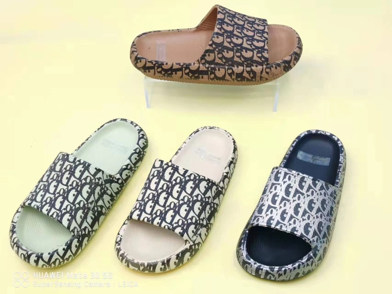 Printed indoor ，bath slippers