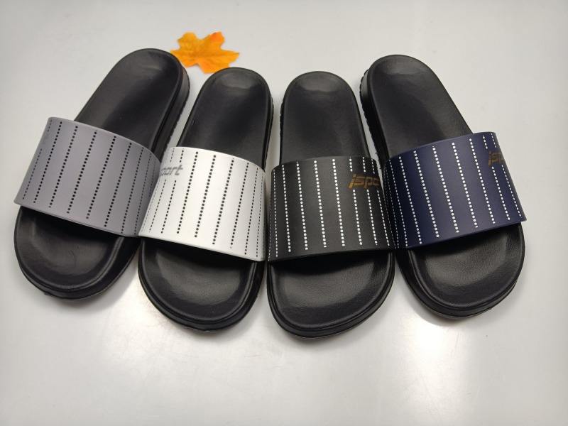PVC strap men slippers 2022