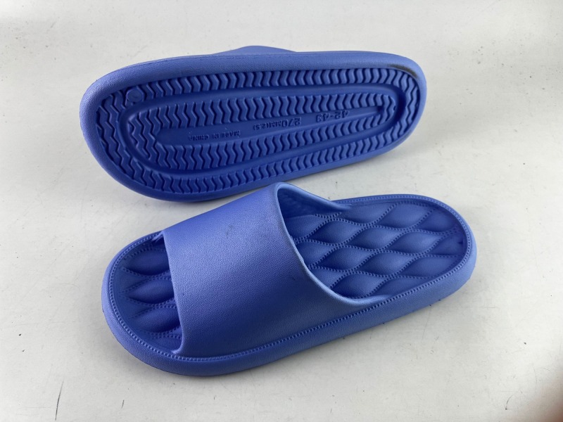 Soft EVA slipper with massage