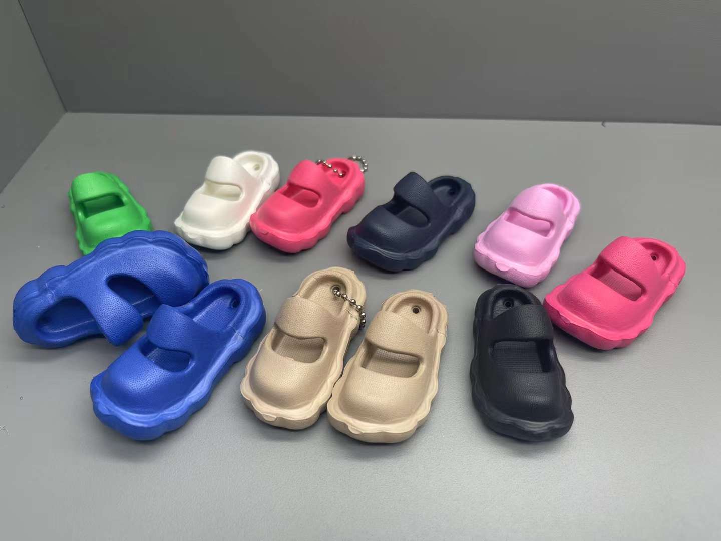 Mini eva shoes key chain