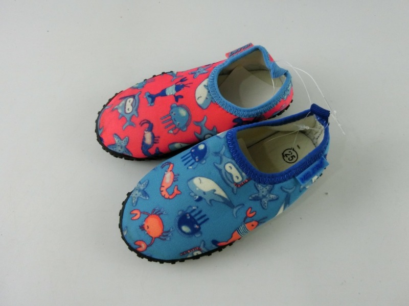 Designed kids water shoes