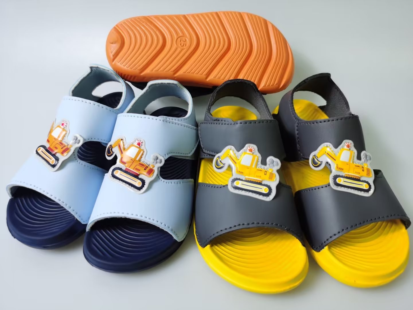 Wholesale New Summer Cartoon Cute Beach Sandals