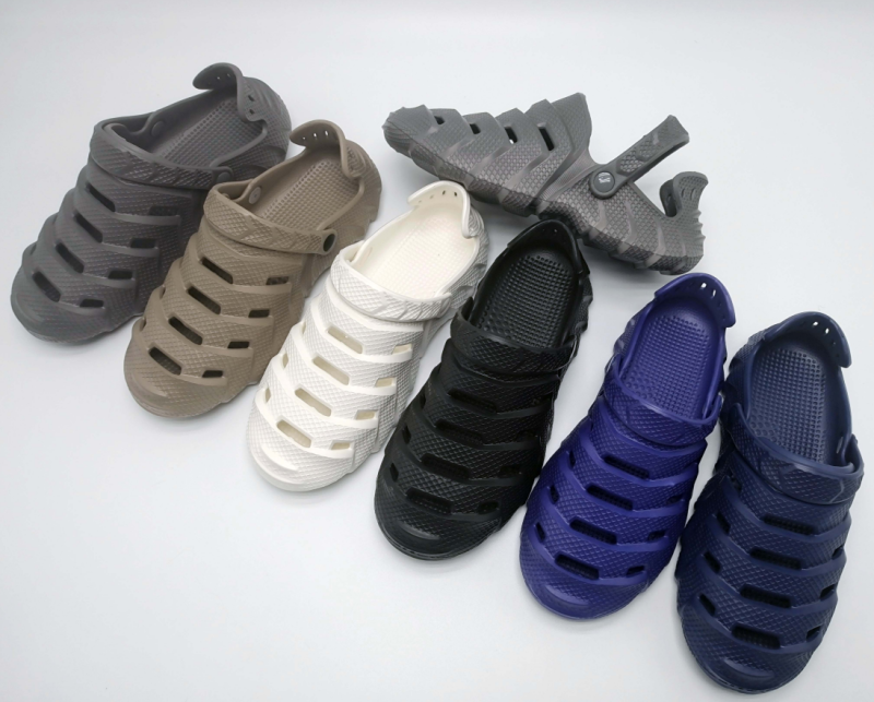 Men's anti slip thick soles outdoor Comfortable Cozy Soft garden shoes