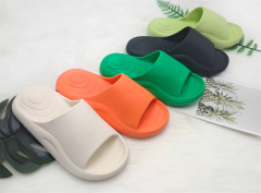 Summer Comfy Cushioned Thick Sole Lightweight Soft Cushioned Non-Slip Odorless House Slipper