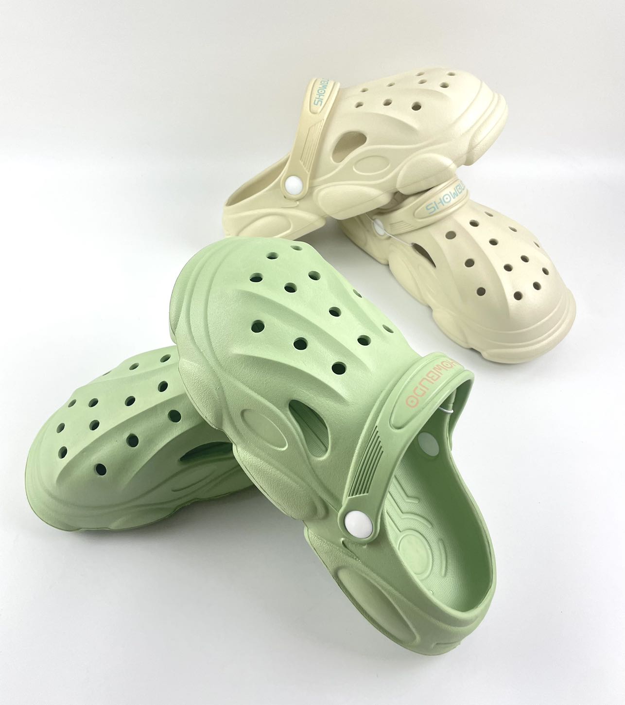 Newest ECO Odourless Premium Material Garden Clogs Slippers Slides Fashion Design with Soft Sole