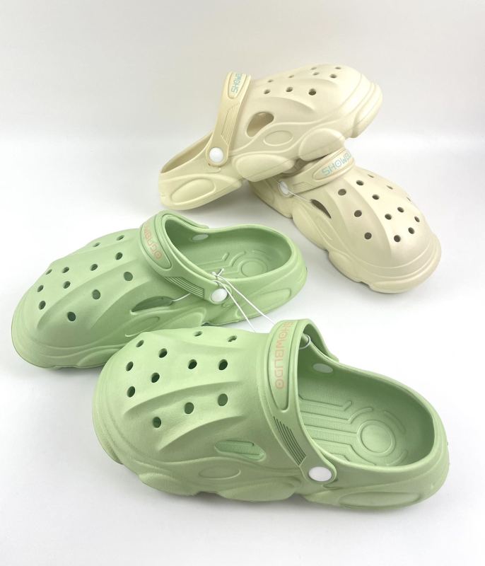Newest ECO Odourless Premium Material Garden Clogs Slippers Slides Fashion Design with Soft Sole