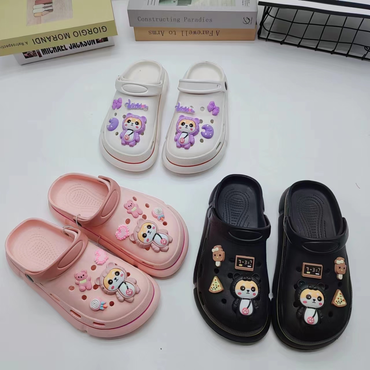 Children's Cute Summer Cartoon Beach Shoes Quick Drying Shower Shoes Leisure Garden Shoes