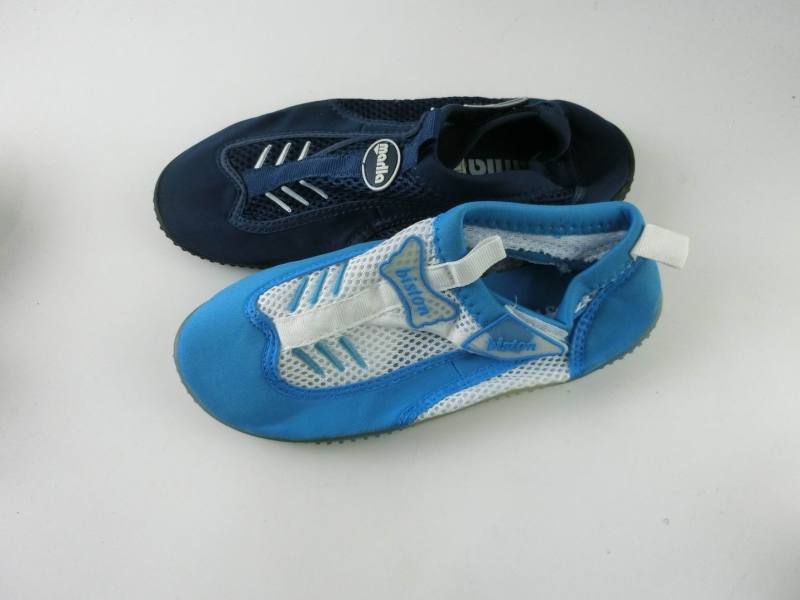 Manufacture summer women's men's kids aqua shoes outdoor quick drying surf water beach sneaker for diving walking