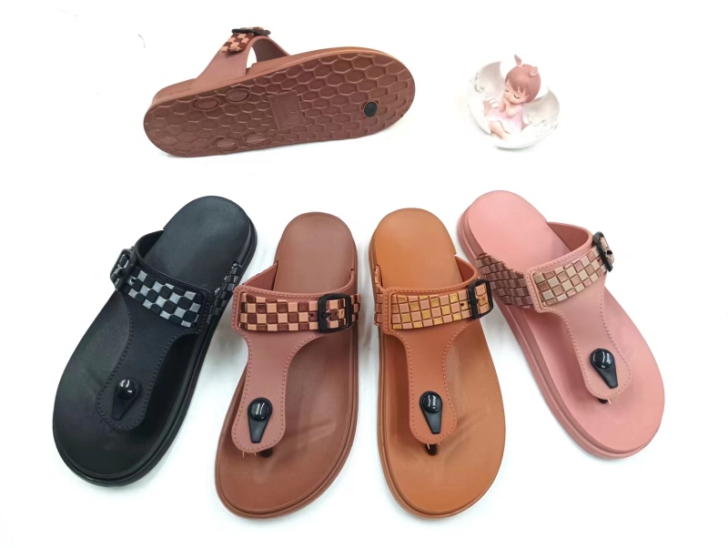 Summer Fashion Light Weight Beach Wear Flat Eva Slippers Non-slip Soft Bottom Sandals Ladies PU Flip Flops