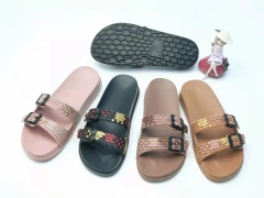 Hot Fashion Design Buckle Casual Sandals Slip On Ladies Slippers for Women Flat Slides Slippers