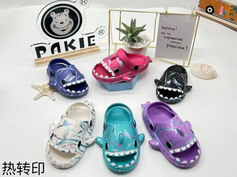 Printed Design Sandals Childern's Shark Sandals Kid Cute Shark slippers