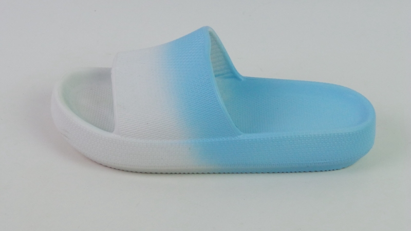 Custom logo new EVA material slippers men's sandals gradient color slippers non-slip factory wholesale