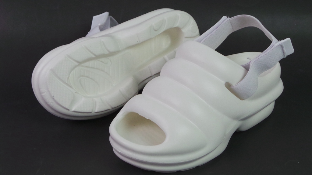 2022 Summer sandal beach shoes fashion casual soft bottom breathable cool slippers