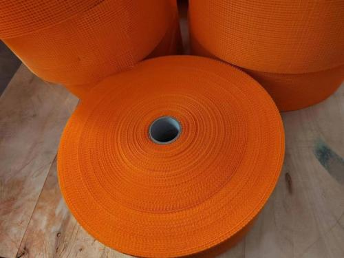 cutting fiberglass mesh