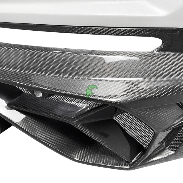Mansory Style Half Dry Carbon Fiber Rear Bumper For Lamborghini URUS 2018-2020