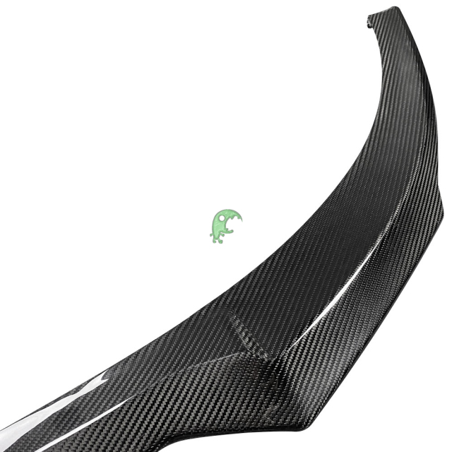 Mansory Style Half Dry Carbon Fiber Front Bumper For Lamborghini URUS 2018-2020