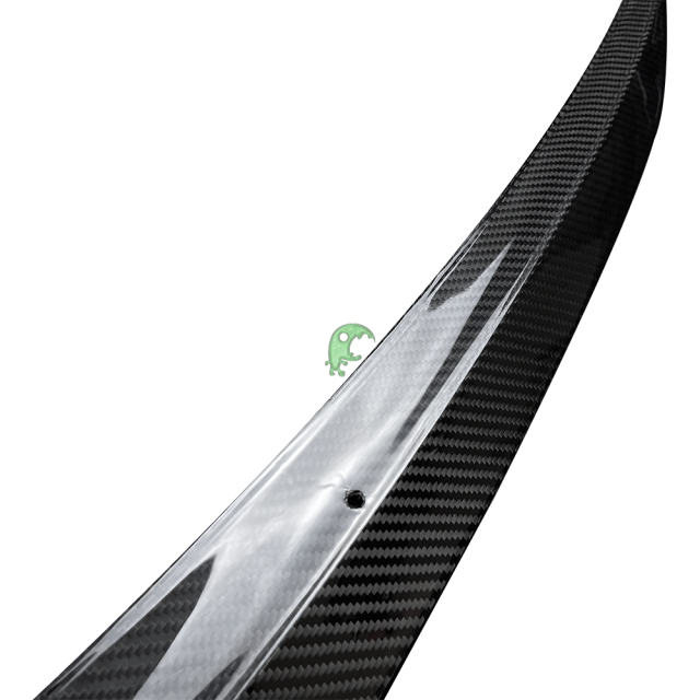 Top Car OEM Style Dry Carbon Fiber Spoiler Trunk Wing For Lamborghini URUS 2018-2019