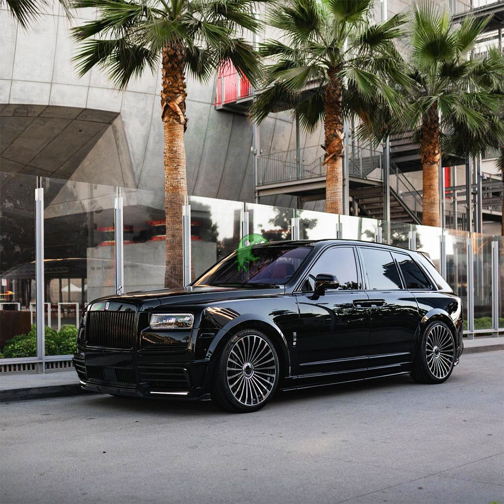 Mansory Style Half Dry Carbon Fiber Body Kit For Rolls Royce Cullinan
