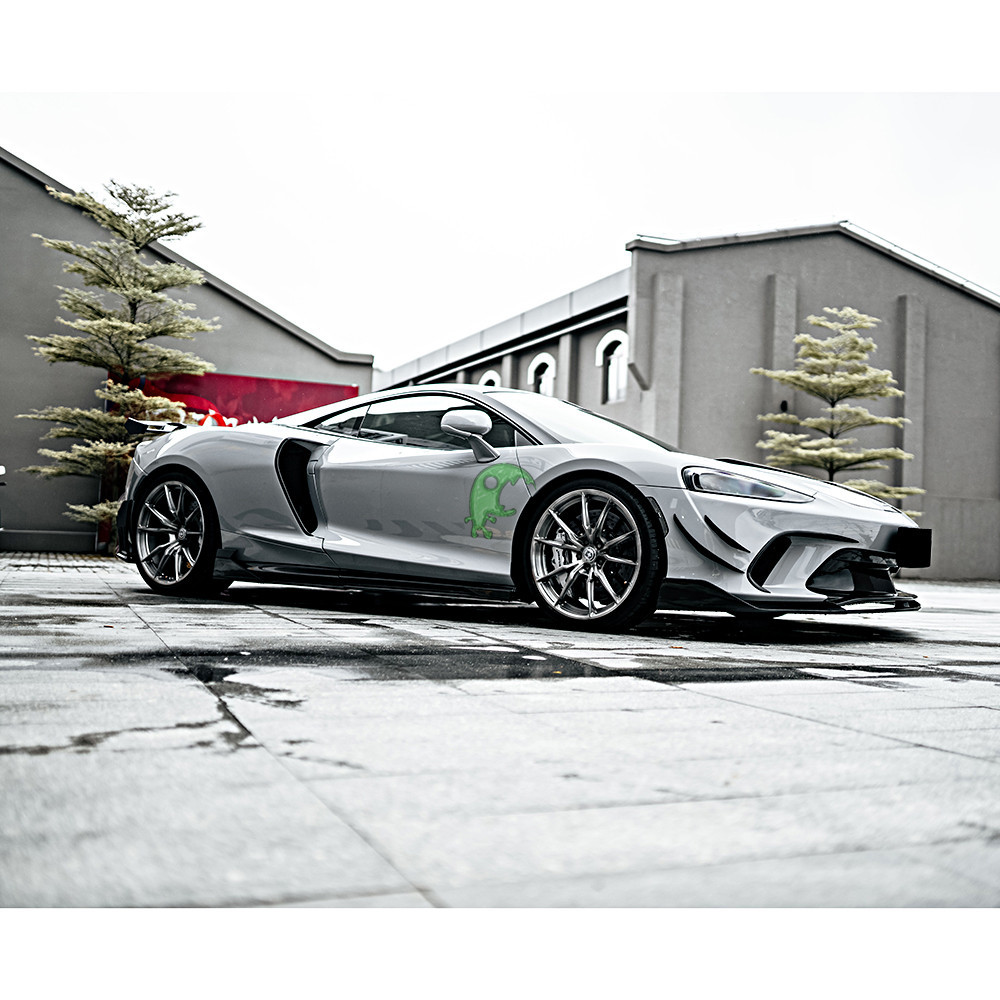 Dry Carbon Fiber Side Skirt For Mclaren GT