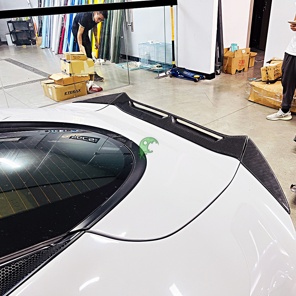 Dry Carbon Fiber Rear Spoiler For Mclaren GT