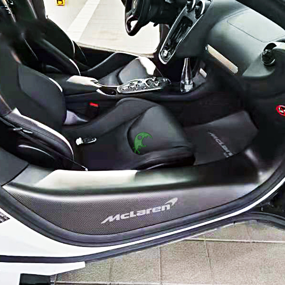 Dry Carbon Fiber Door Pannel Step For Mclaren GT