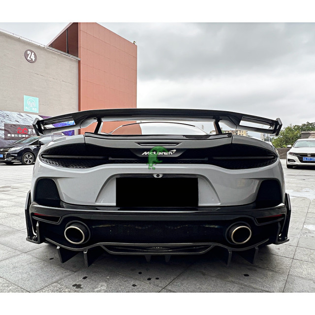 Dry Carbon Fiber Rear Diffuser For Mclaren GT