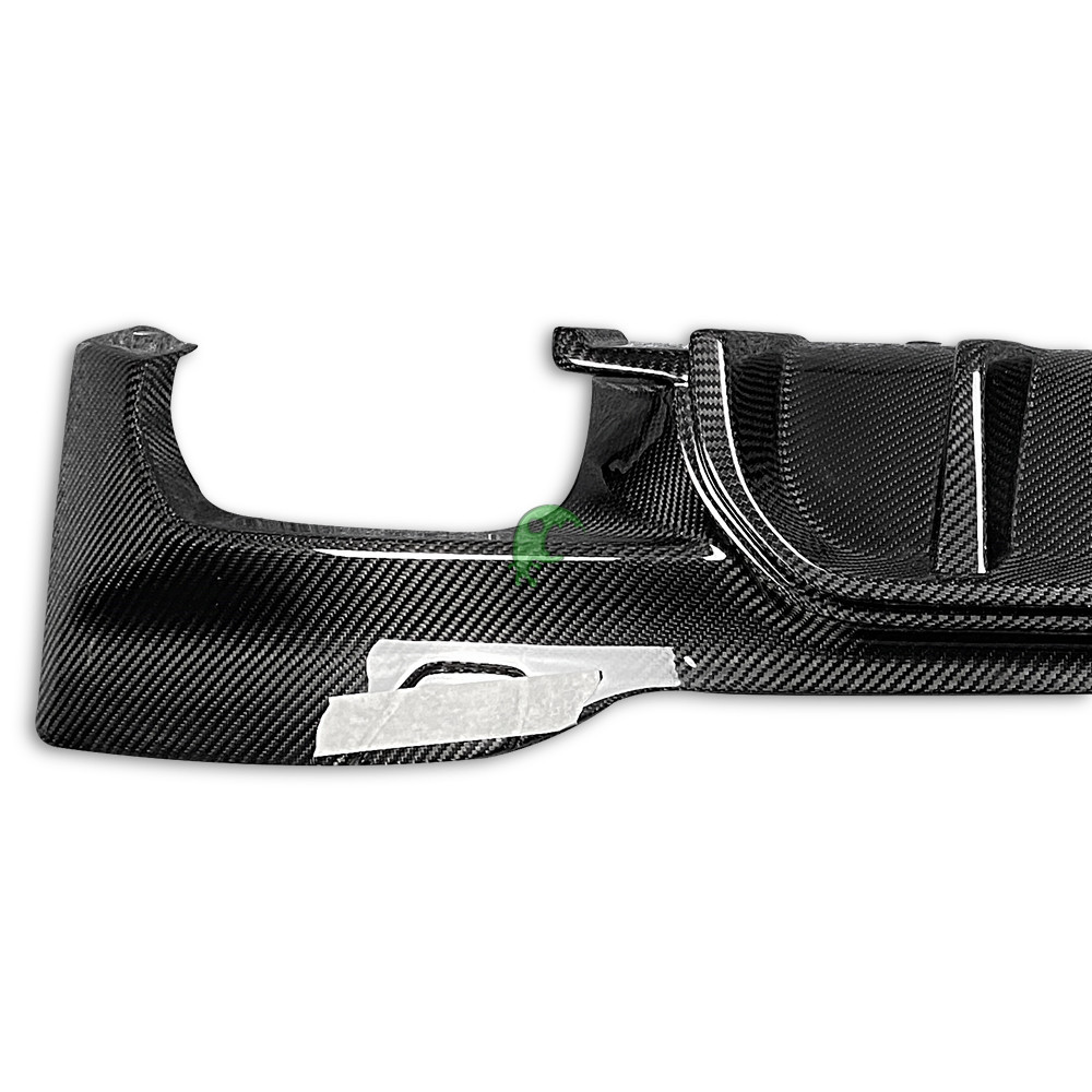 Dry Carbon Fiber Rear Diffuser With LED Light For BMW 5 Series F90 M5 2017-2019