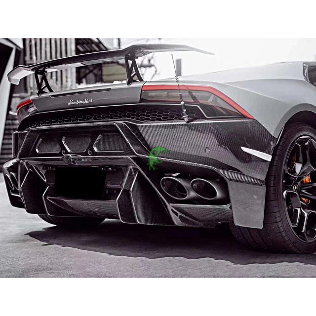 Vorsteiner Dry Forged Carbon Fiber Rear Bumper For LamborghinI Huracan 2014-2018