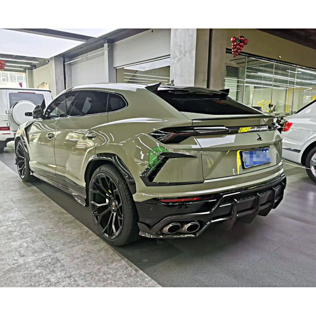 TopCar Style Dry Carbon Fiber Roof Spoiler Wing For Lamborghini URUS 2018-2020