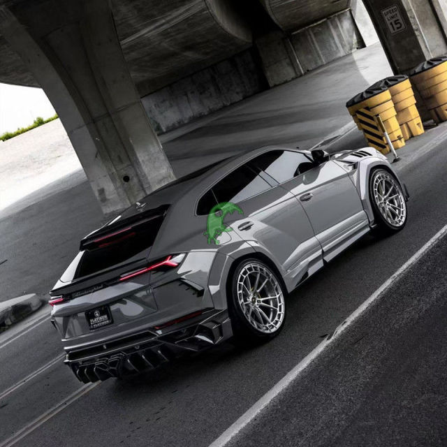 Mansory Style Dry Carbon Fiber (Plane Weave) Roof Spoiler Wing For Lamborghini Urus 2018-2020