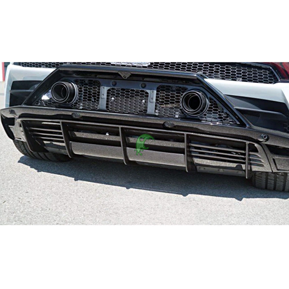 Novitec Style Dry Carbon Fiber Rear Diffuser For Lamborghini Huracan EVO RWD 2019-2020