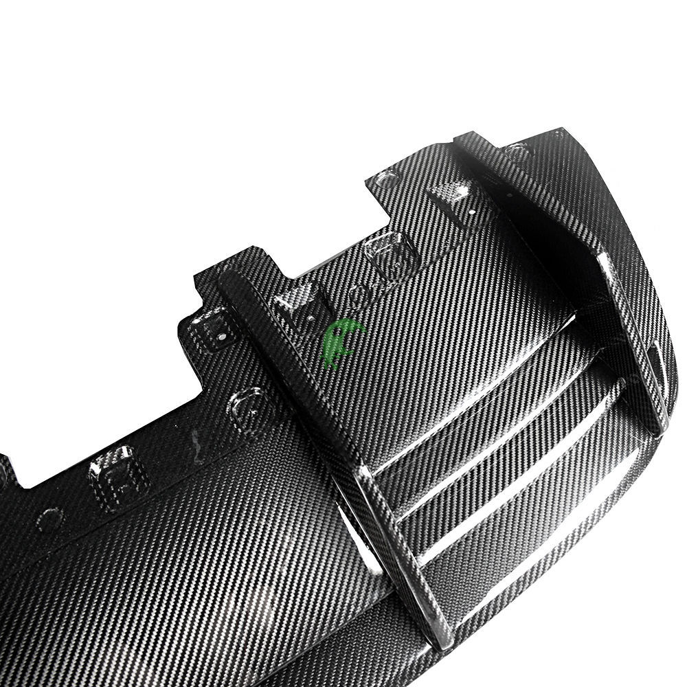 Speed Freak Style Dry Carbon Fiber Rear Diffuser for Lamborghini Huracan EVO