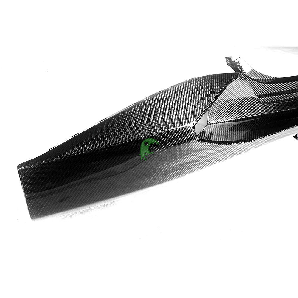 Novitec Style Dry Carbon Fiber Side Skirt For Lamborghini Huracan EVO RWD 2019-2020