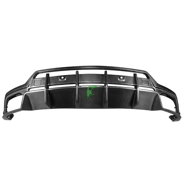 TopCar Style Dry Carbon Fiber Rear Diffuser For Lamborghini URUS 2018-2020