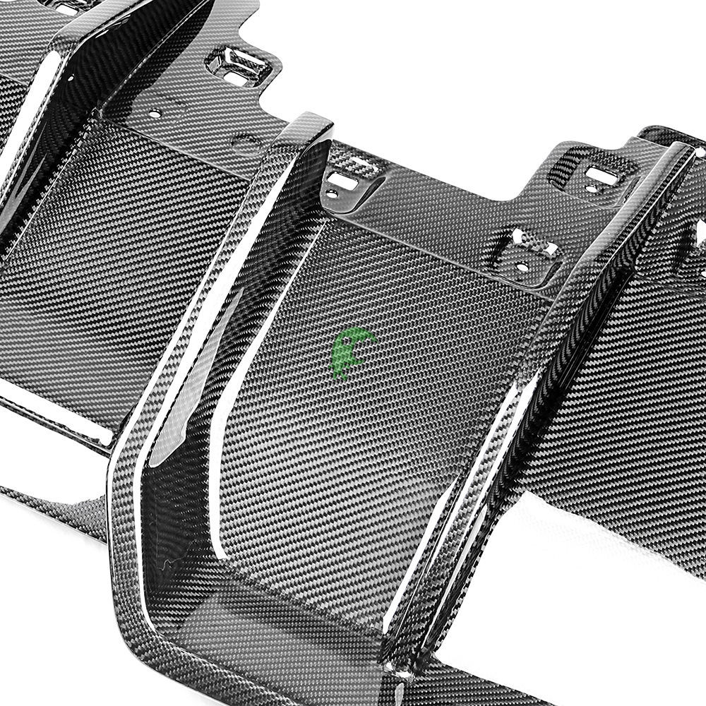 Paktechz Style Dry Carbon Fiber Rear Diffuser for Lamborghini Huracan EVO
