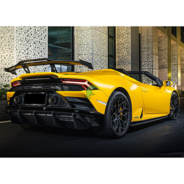 Speed Freak Style Dry Carbon Fiber Rear Spoiler for Lamborghini Huracan EVO